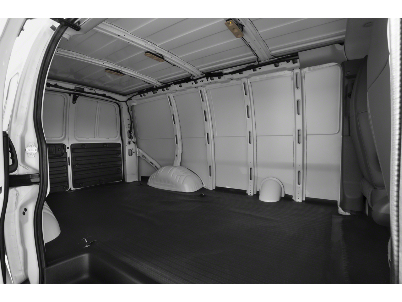 2025 GMC Savana Cargo Van RWD 2500 135