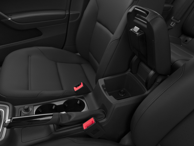 2016 Volkswagen Golf TSI SE