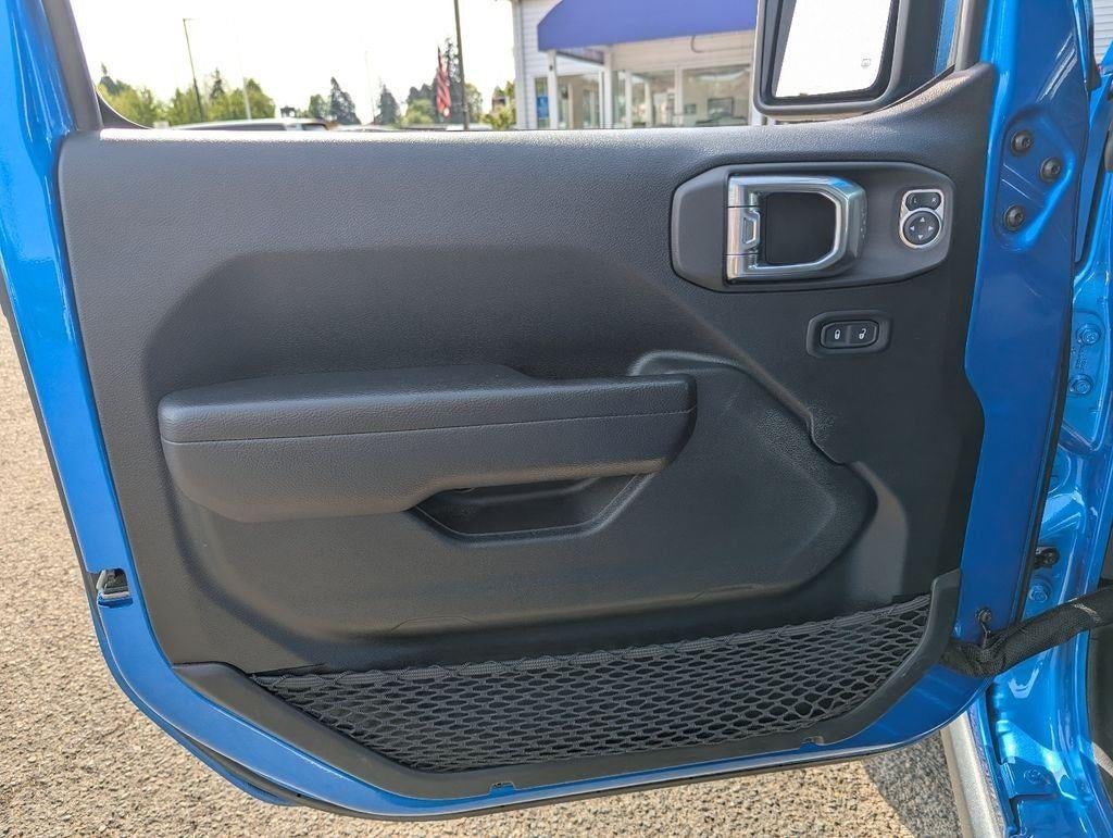 2022 Jeep Wrangler Willys
