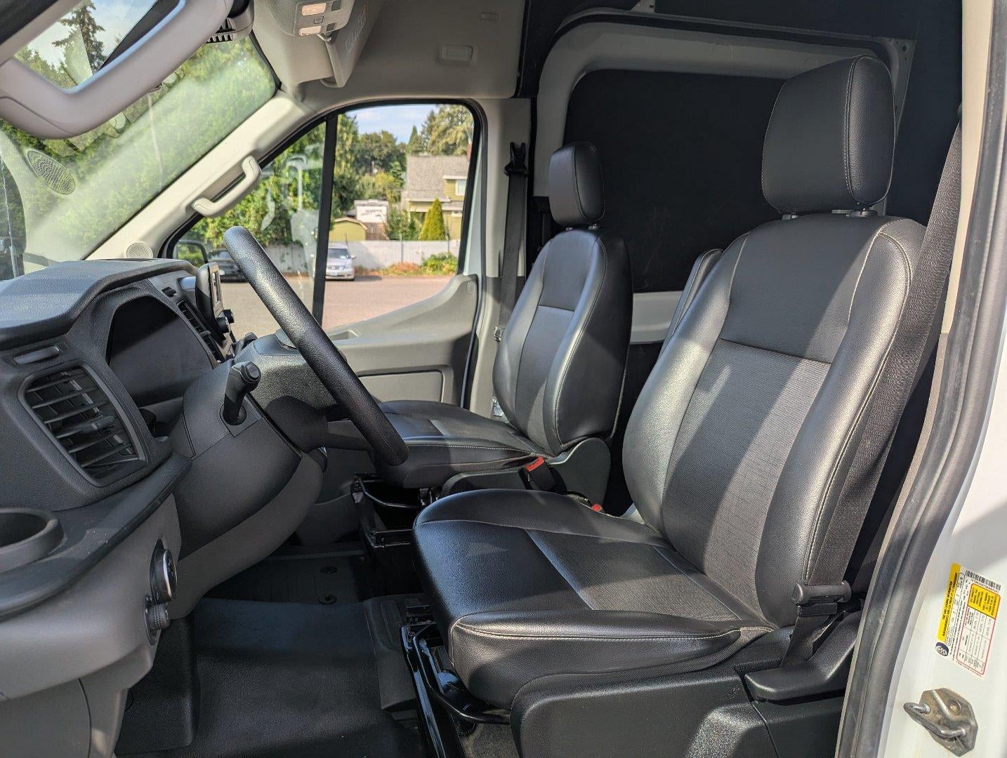2025 Ford Transit 250