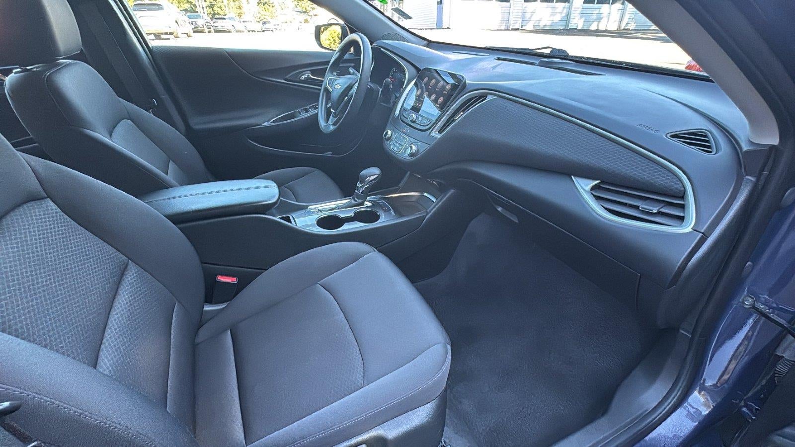 2025 Chevrolet Malibu LT