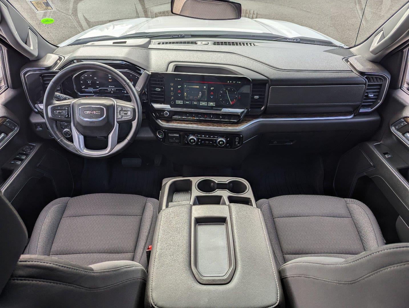 2024 GMC Sierra 1500 SLE