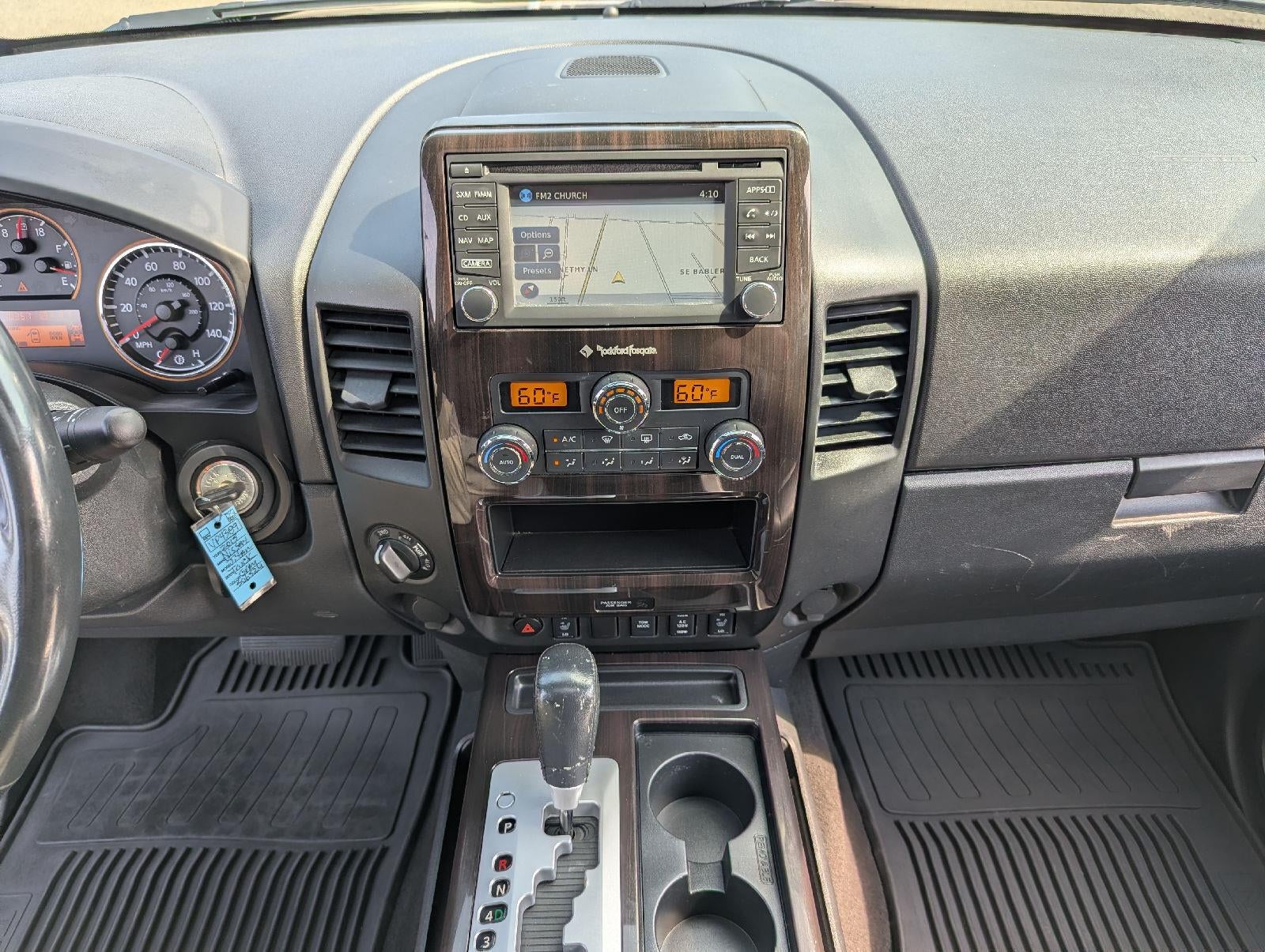2015 Nissan Titan SL