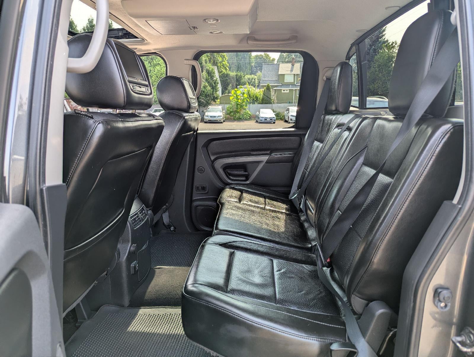 2015 Nissan Titan SL