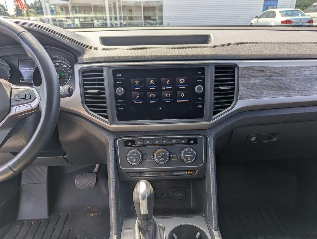 2020 Volkswagen Atlas Cross Sport 3.6L V6 SE w/Technology 4Motion