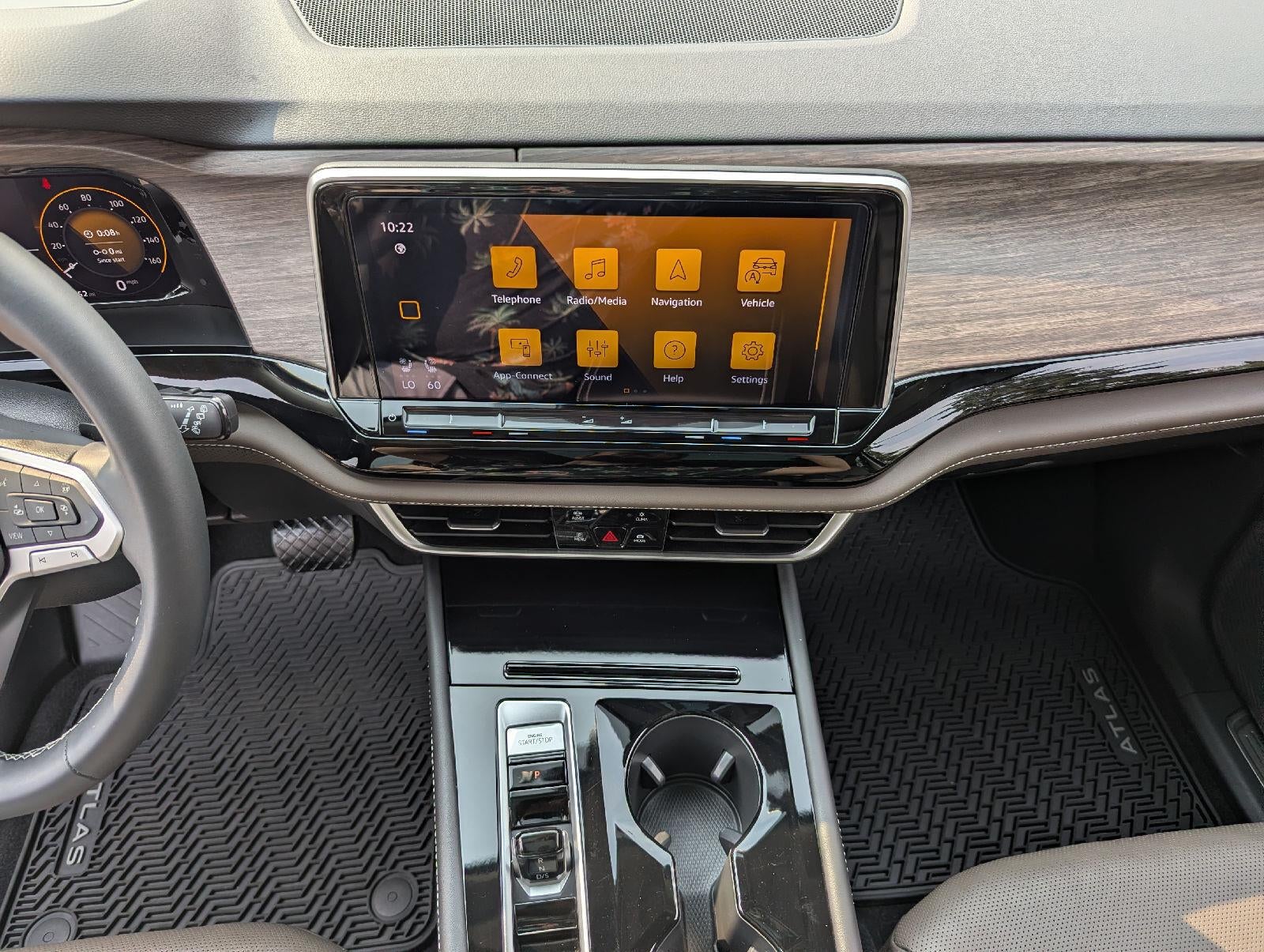 2024 Volkswagen Atlas 2.0T SEL