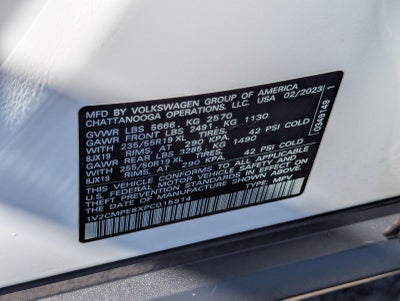 2023 Volkswagen ID.4 Pro
