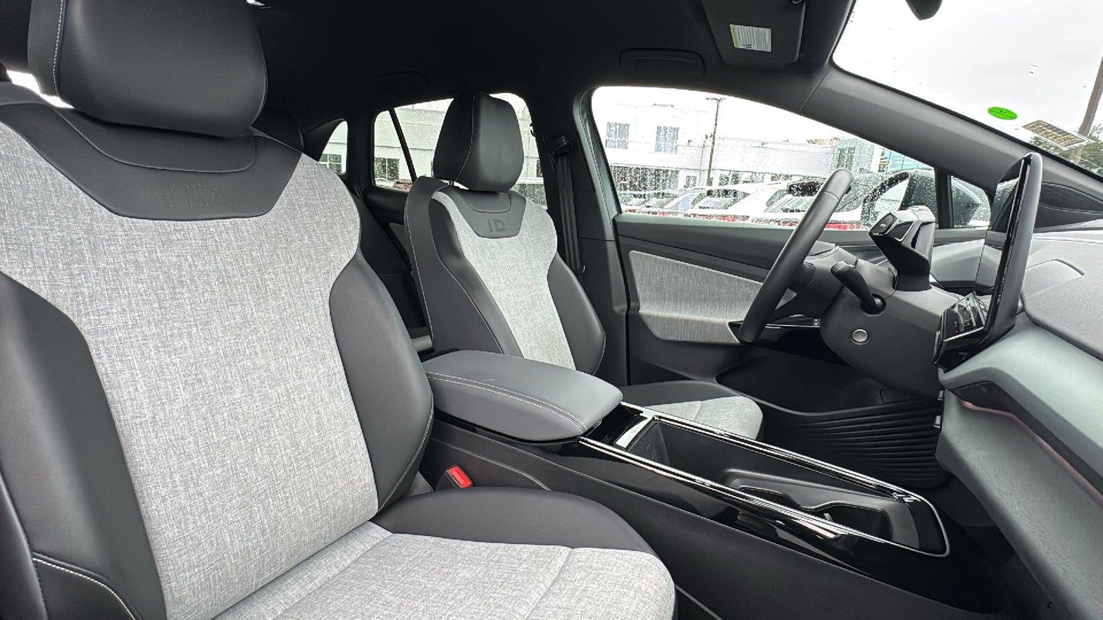2023 Volkswagen ID.4 Pro