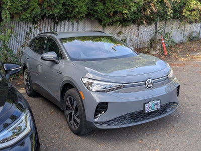 2023 Volkswagen ID.4 Pro