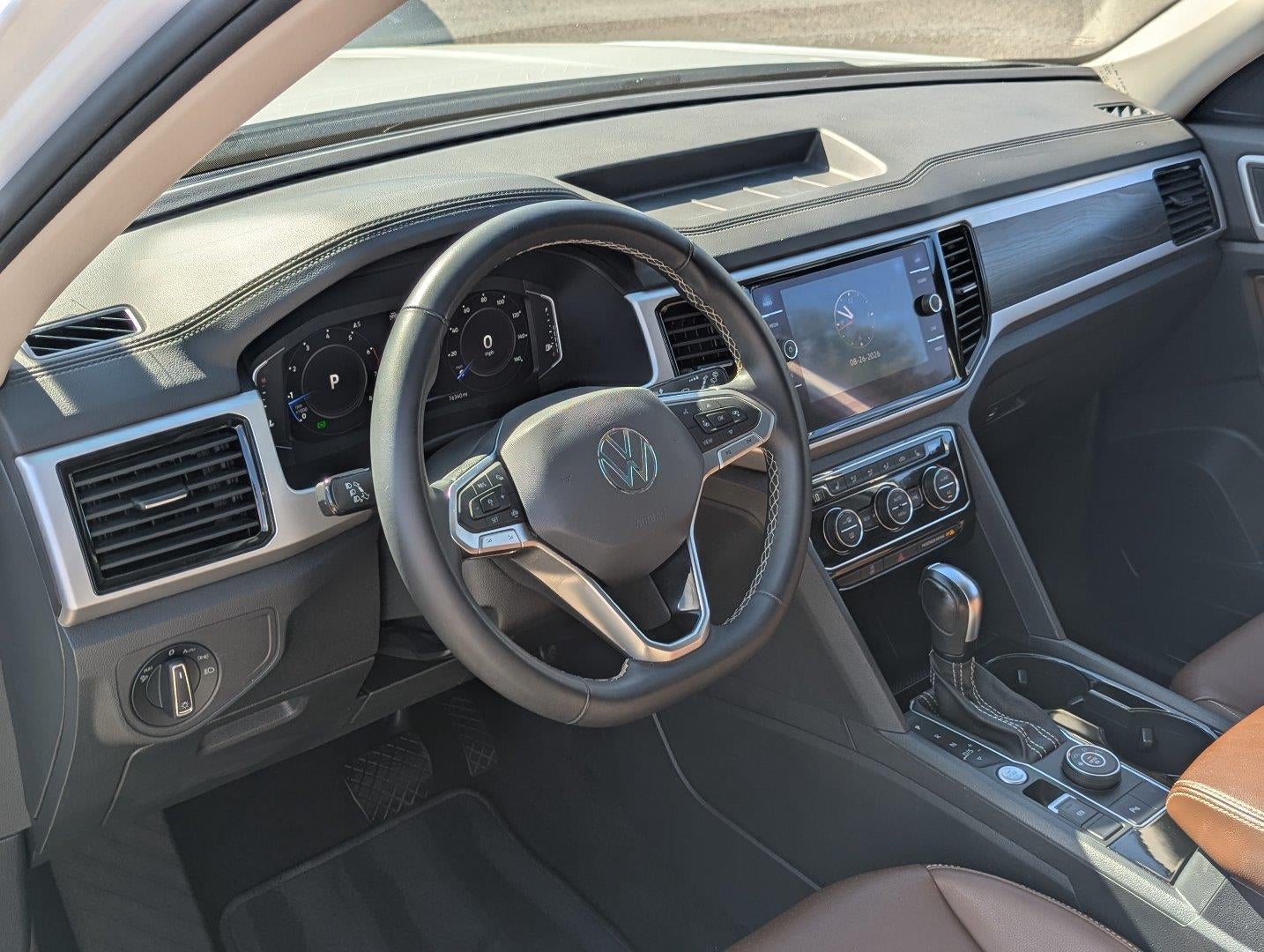 2022 Volkswagen Atlas 2.0T SE w/Technology