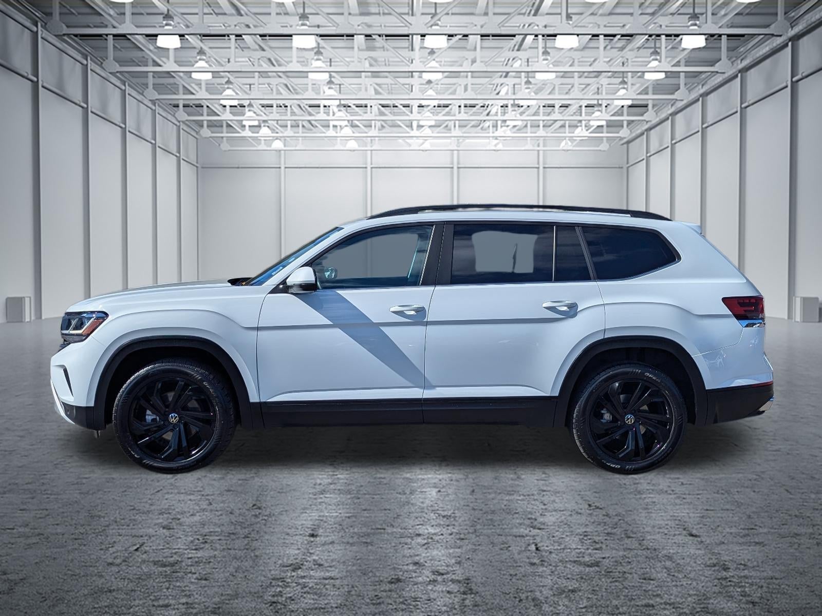 2022 Volkswagen Atlas 2.0T SE w/Technology
