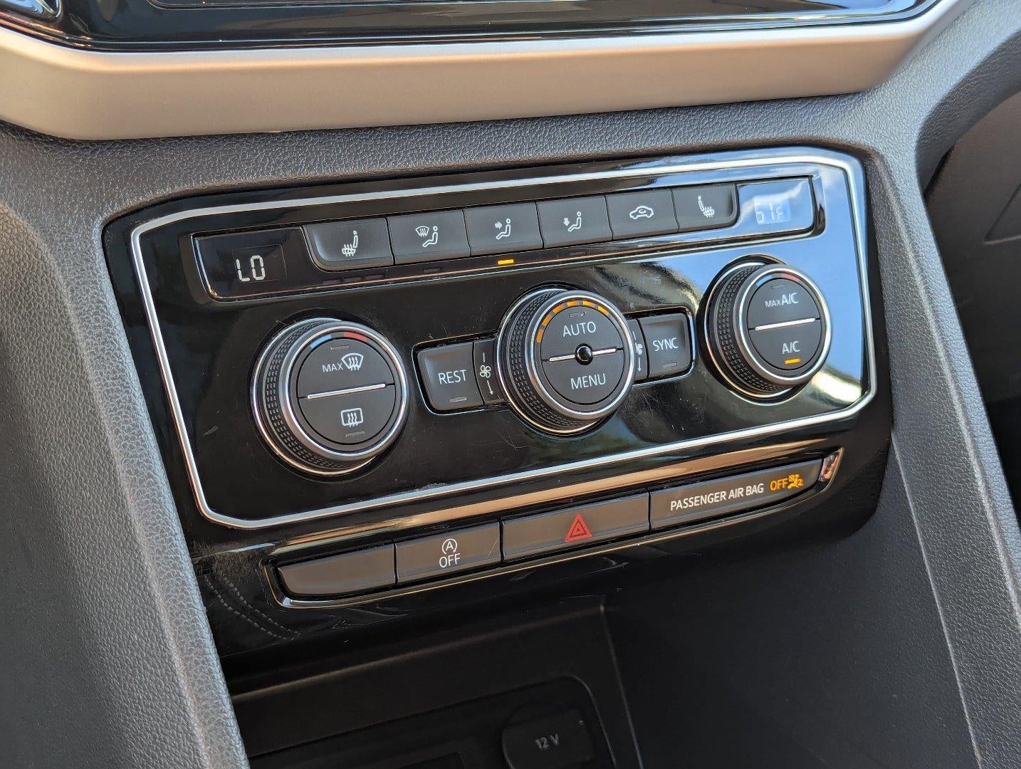 2022 Volkswagen Atlas 2.0T SE w/Technology