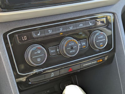 2023 Volkswagen Atlas 3.6L V6 SEL R-Line