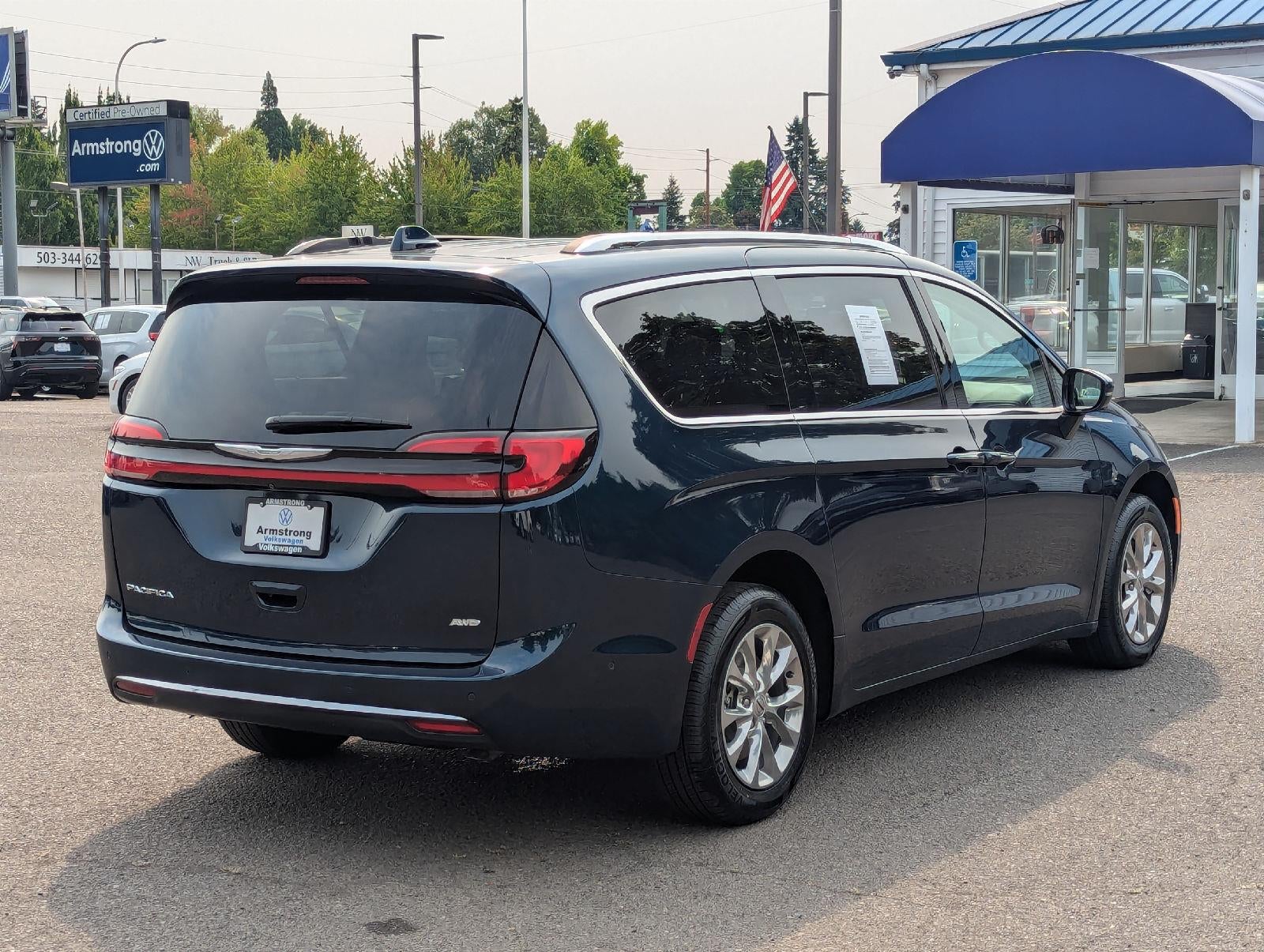 2021 Chrysler Pacifica Touring L