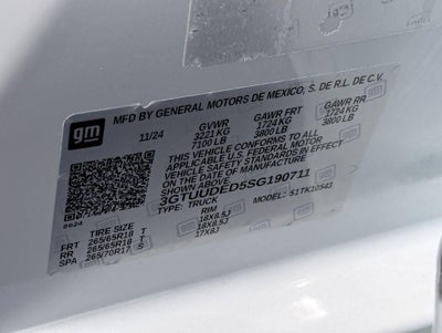 2025 GMC Sierra 1500 SLT