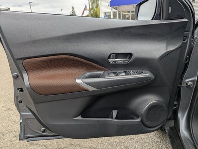 2024 Nissan KICKS SR FWD