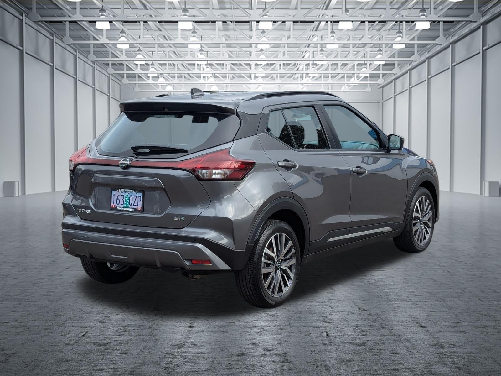 2024 Nissan KICKS SR FWD
