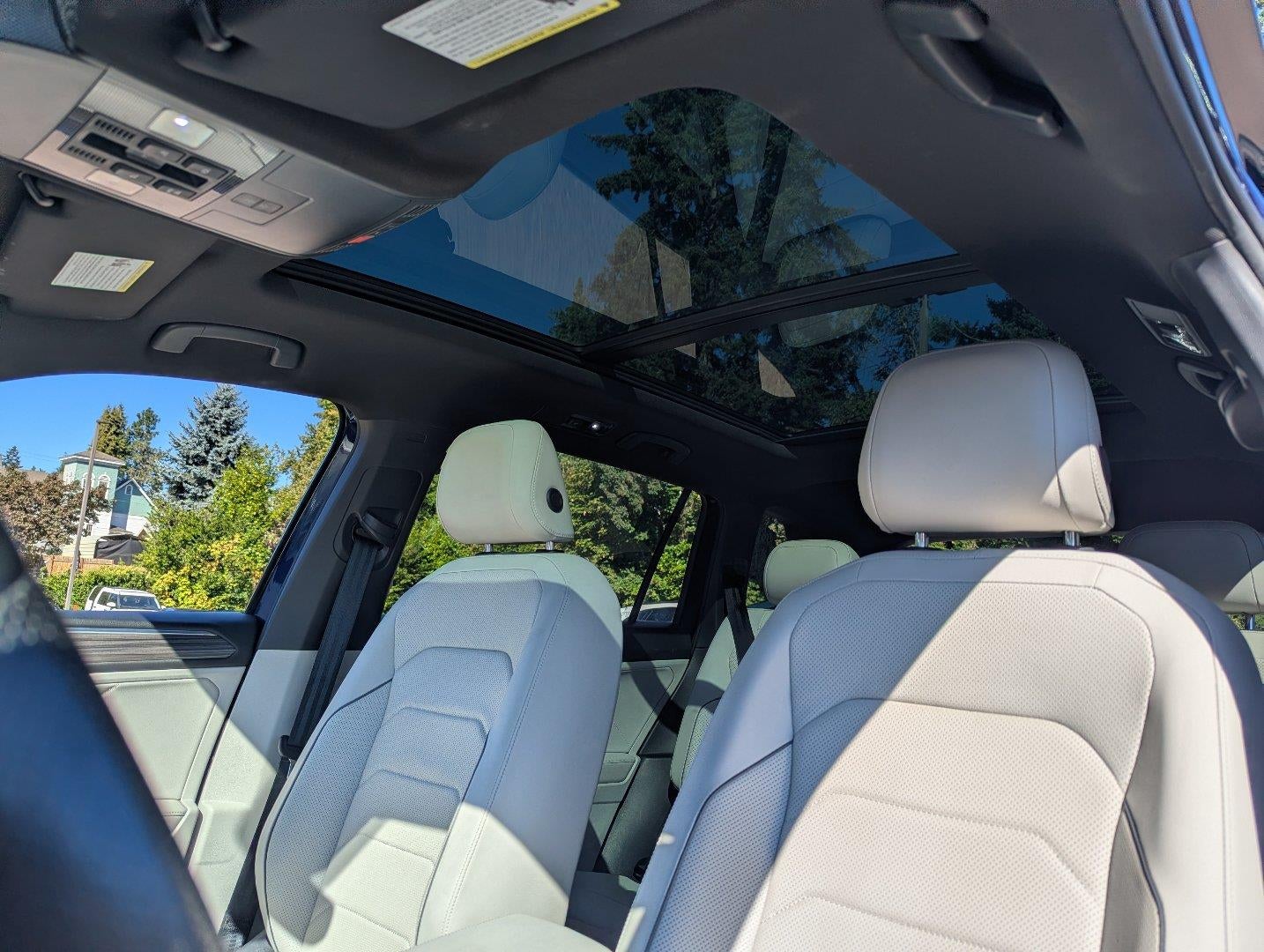 2022 Volkswagen Tiguan SEL R-Line