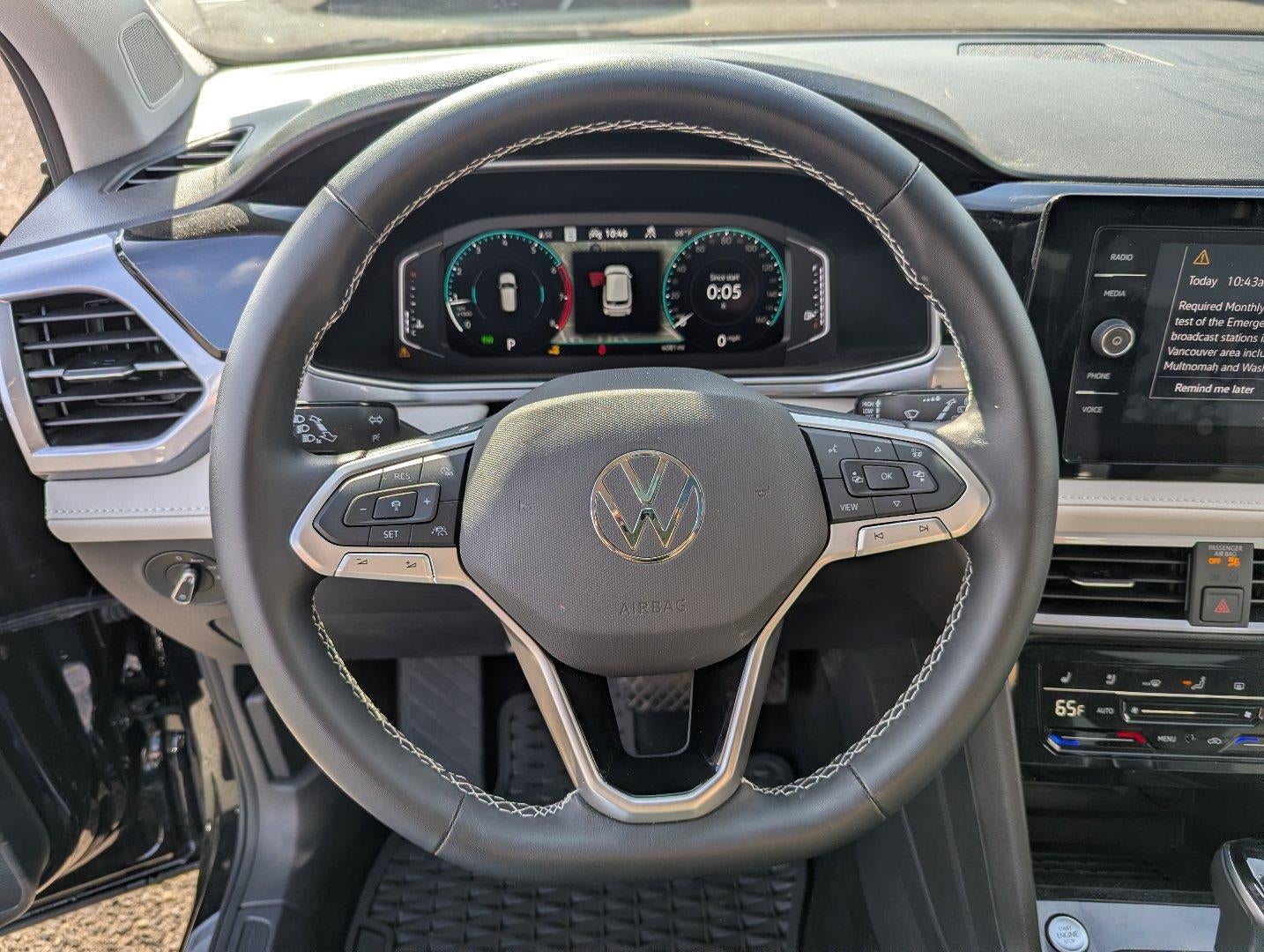 2025 Volkswagen Taos SEL 4MOTION
