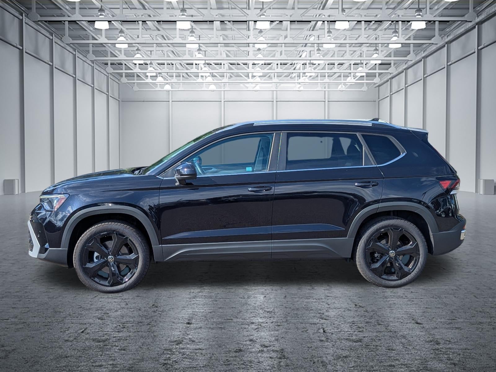 2025 Volkswagen Taos SEL 4MOTION