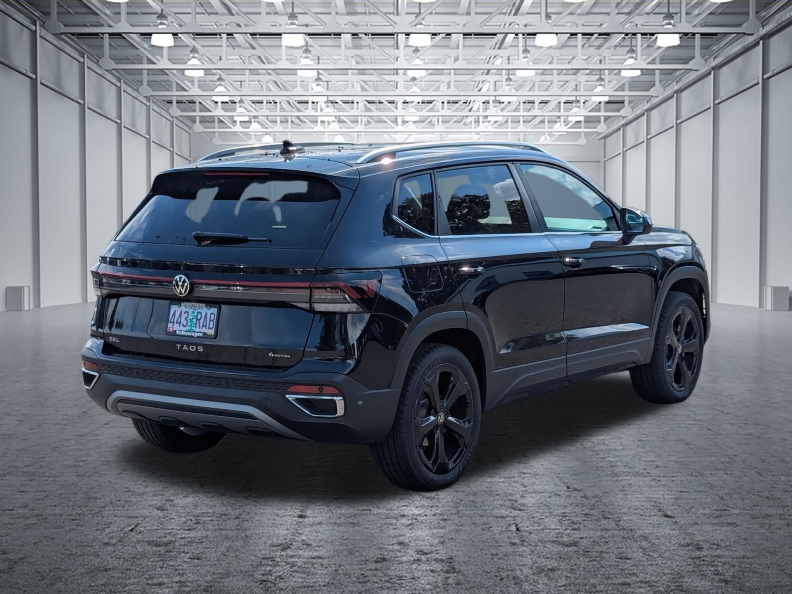 2025 Volkswagen Taos SEL 4MOTION