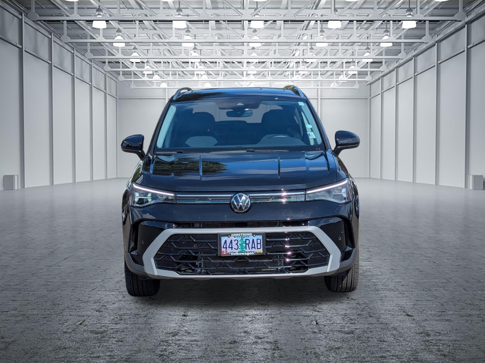 2025 Volkswagen Taos SEL 4MOTION