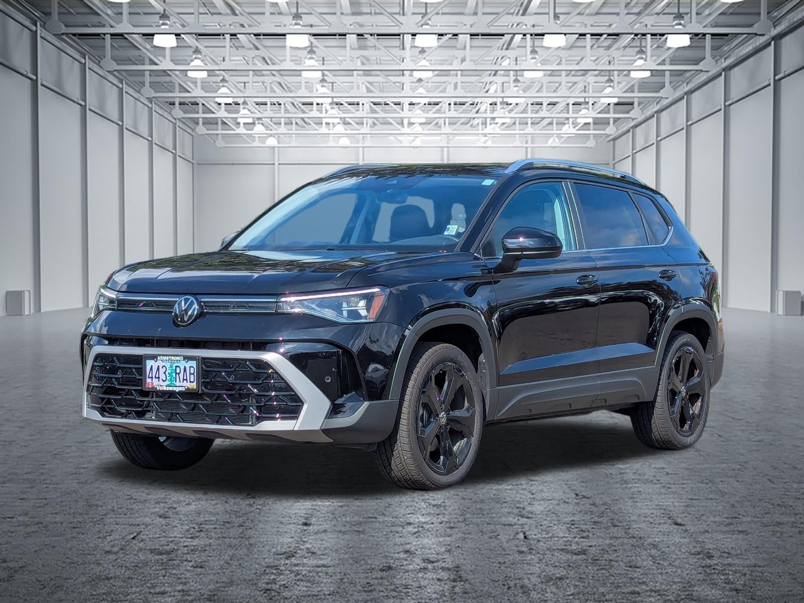 2025 Volkswagen Taos SEL 4MOTION