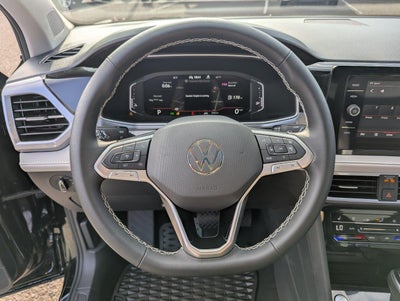 2025 Volkswagen Taos SEL 4MOTION
