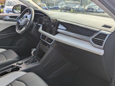2025 Volkswagen Taos SEL 4MOTION