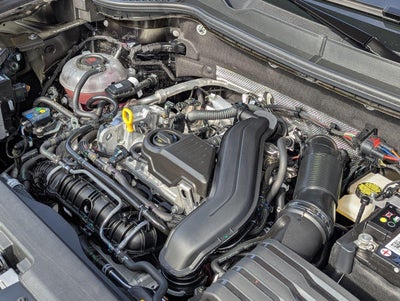 2025 Volkswagen Taos SEL 4MOTION