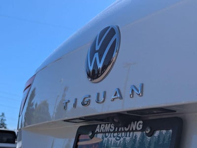 2023 Volkswagen Tiguan 2.0T SE R-Line Black
