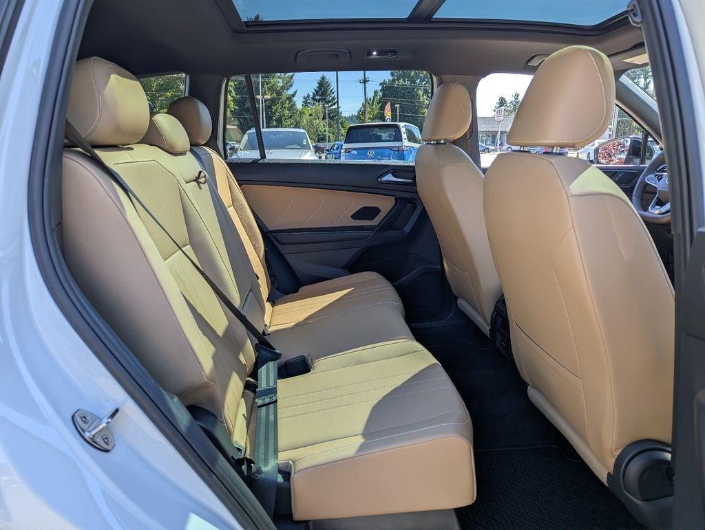 2023 Volkswagen Tiguan 2.0T SE R-Line Black