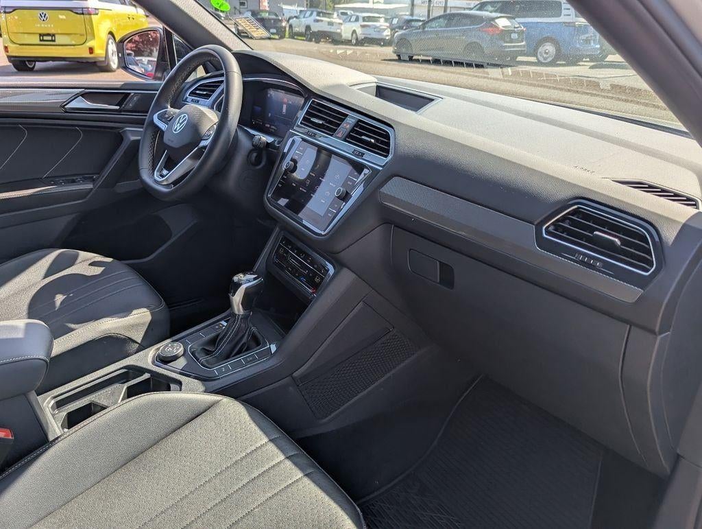 2023 Volkswagen Tiguan 2.0T SE R-Line Black