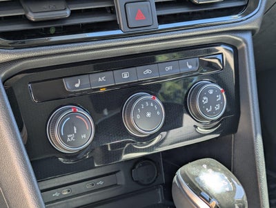 2025 Volkswagen Taos S