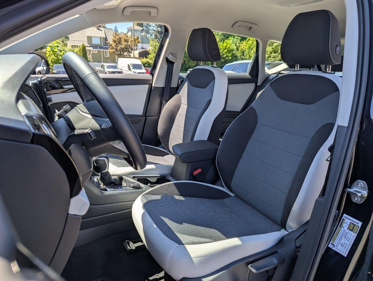 2025 Volkswagen Taos S