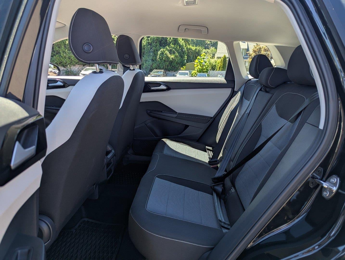 2025 Volkswagen Taos S