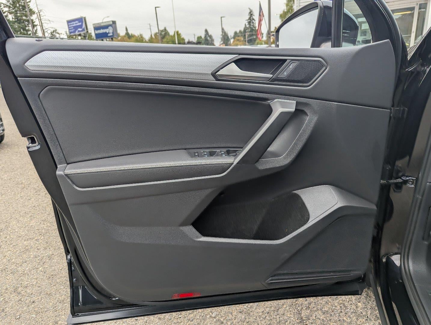 2023 Volkswagen Tiguan S