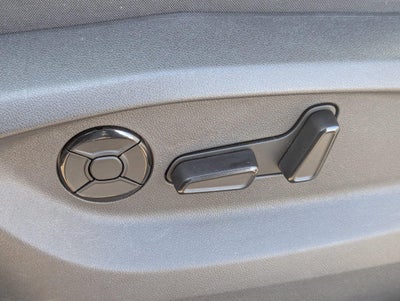 2025 Volkswagen Tiguan 2.0T SE FWD
