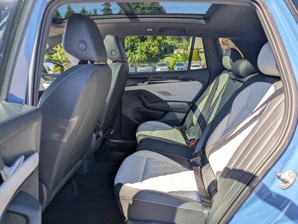 2025 Volkswagen Tiguan 2.0T SEL R-Line