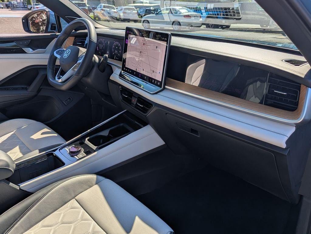 2025 Volkswagen Tiguan 2.0T SEL R-Line
