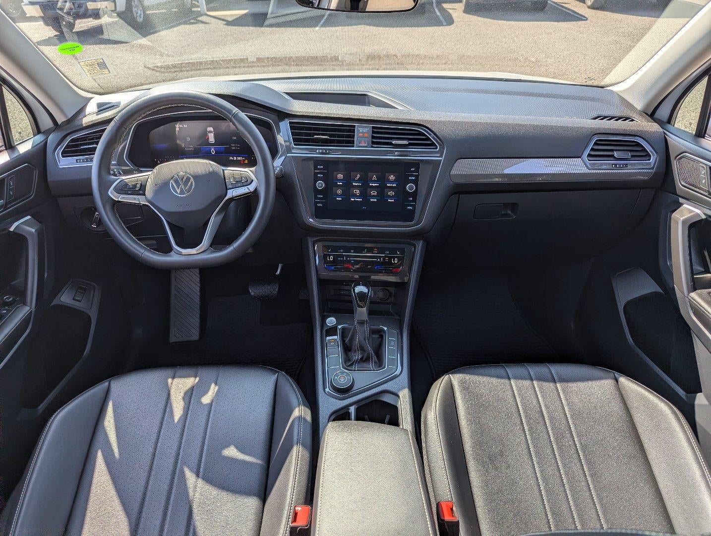 2024 Volkswagen TIGUAN 2.0T SE 4MOTION
