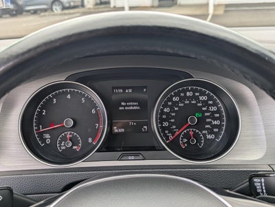 2016 Volkswagen Golf TSI SE