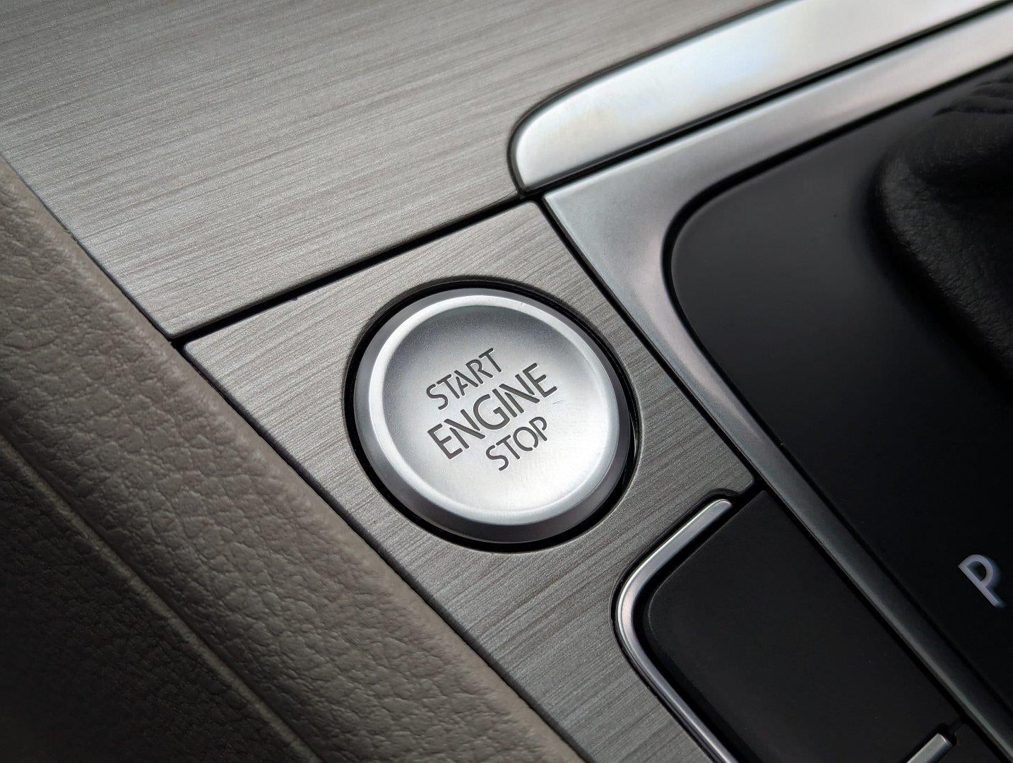 2016 Volkswagen Golf TSI SE