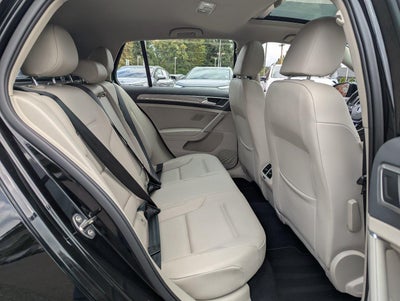 2016 Volkswagen Golf TSI SE