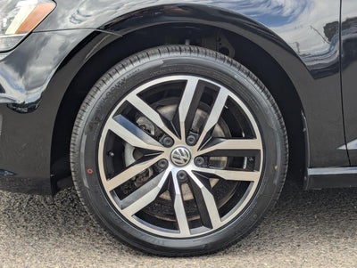 2016 Volkswagen Golf TSI SE