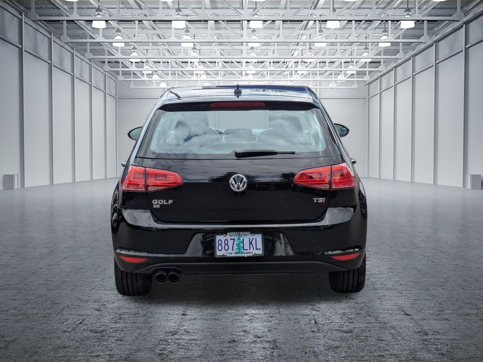 2016 Volkswagen Golf TSI SE
