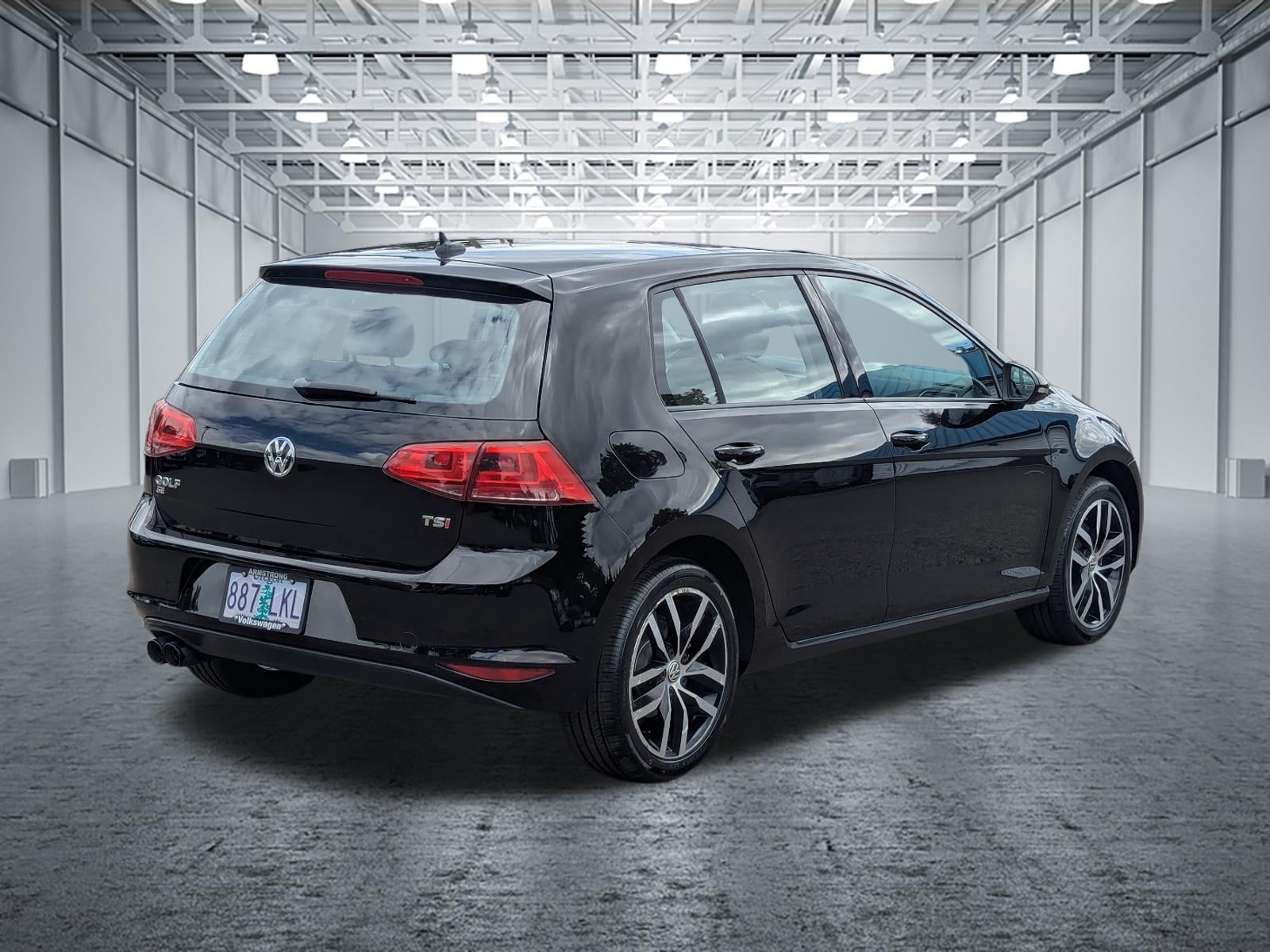 2016 Volkswagen Golf TSI SE