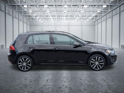 2016 Volkswagen Golf TSI SE