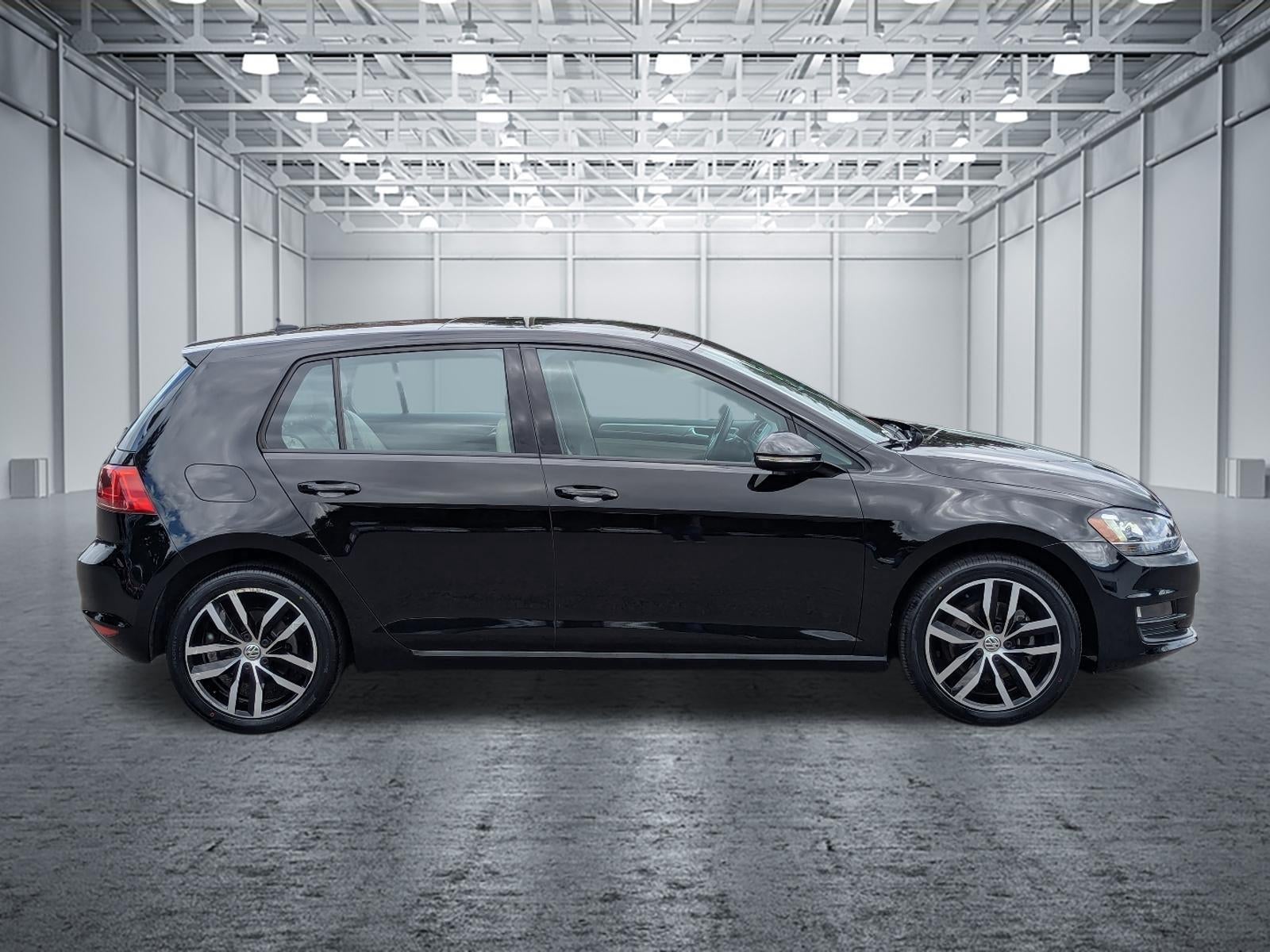 2016 Volkswagen Golf TSI SE