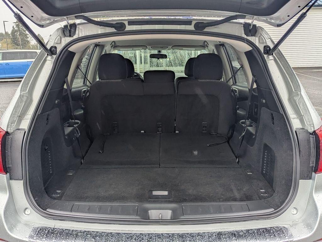 2020 Nissan Pathfinder S